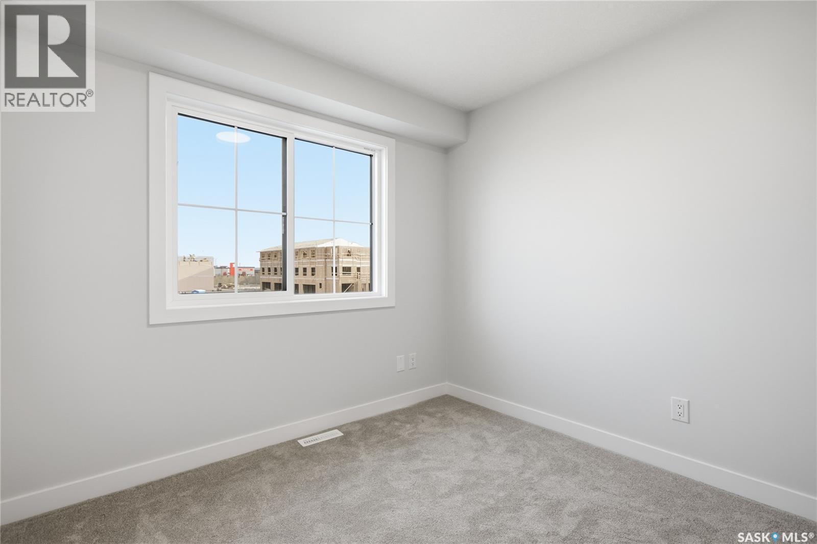 263 Mark Bend, Saskatoon, SK