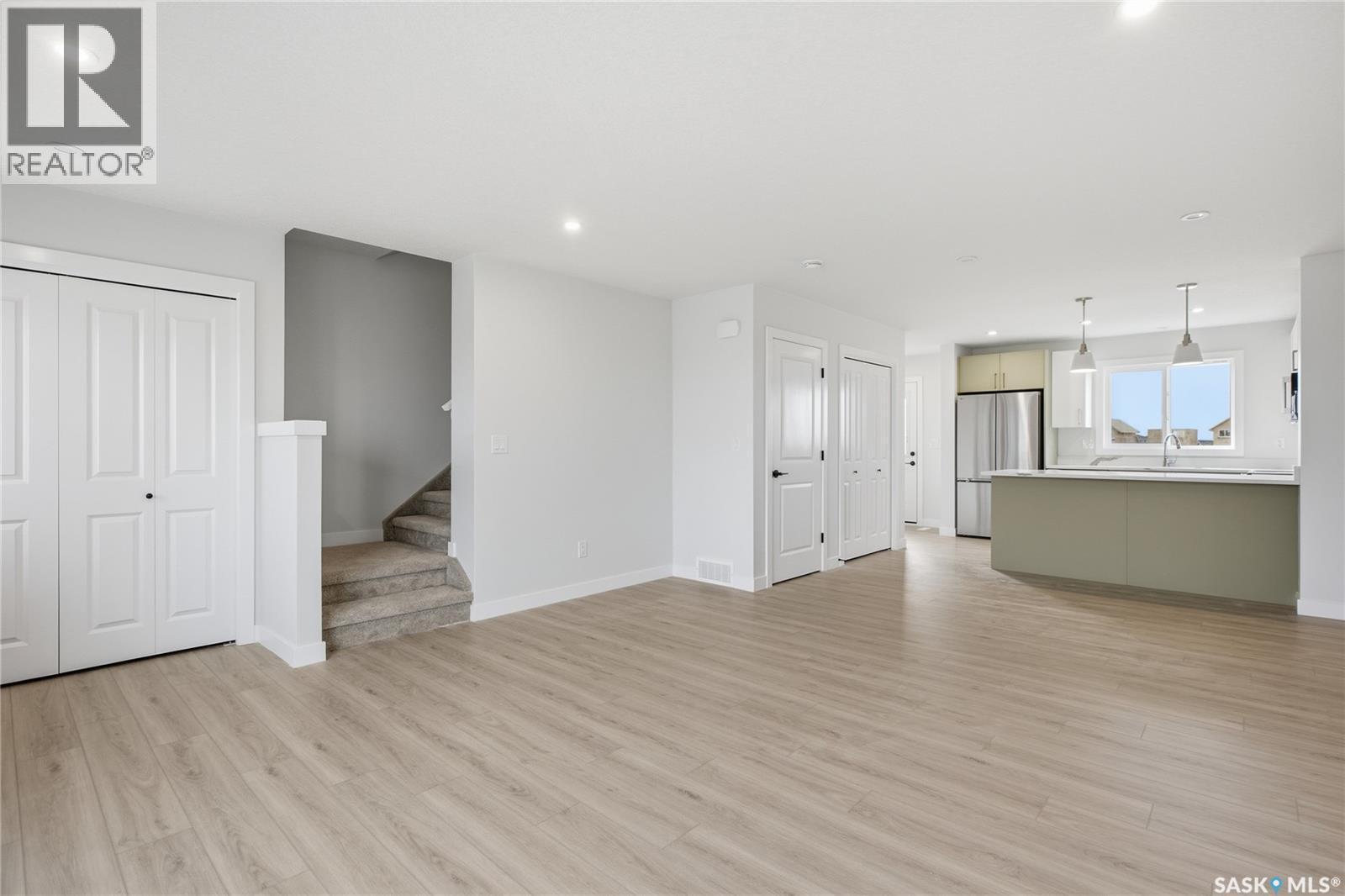 263 Mark Bend, Saskatoon, SK
