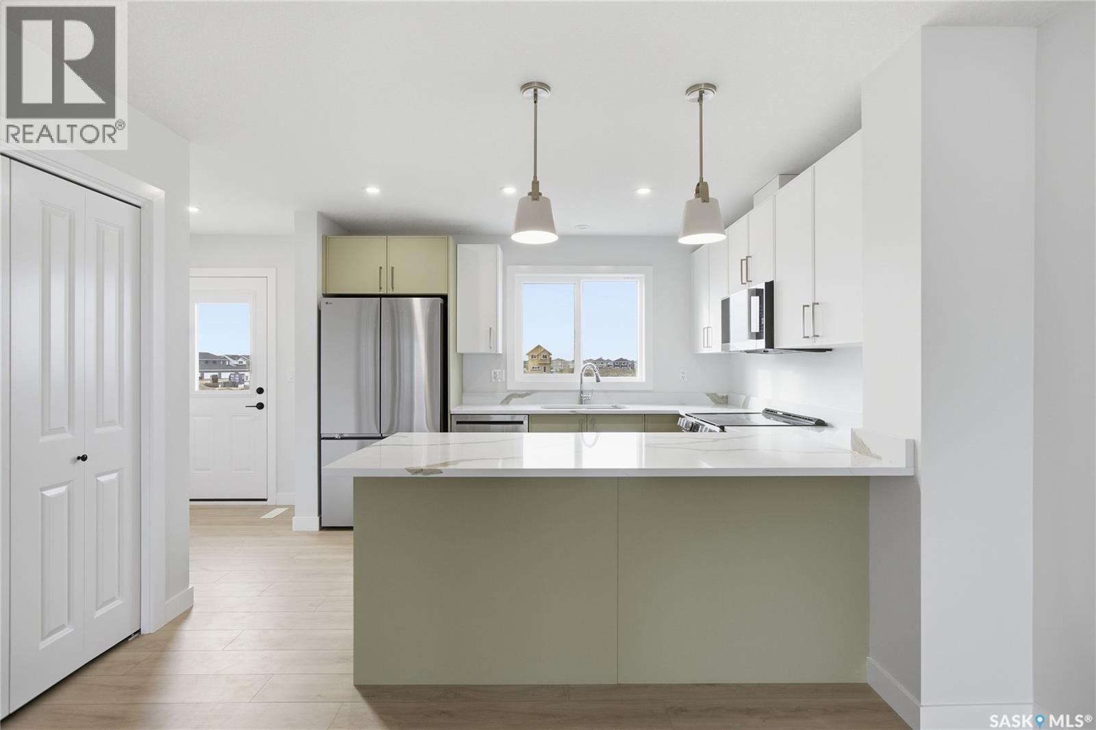 263 Mark Bend, Saskatoon, SK
