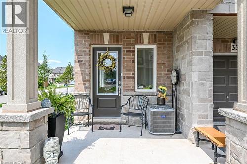 40 ZINFANDEL Drive Unit# 35  Hamilton, ON L8E 0L1