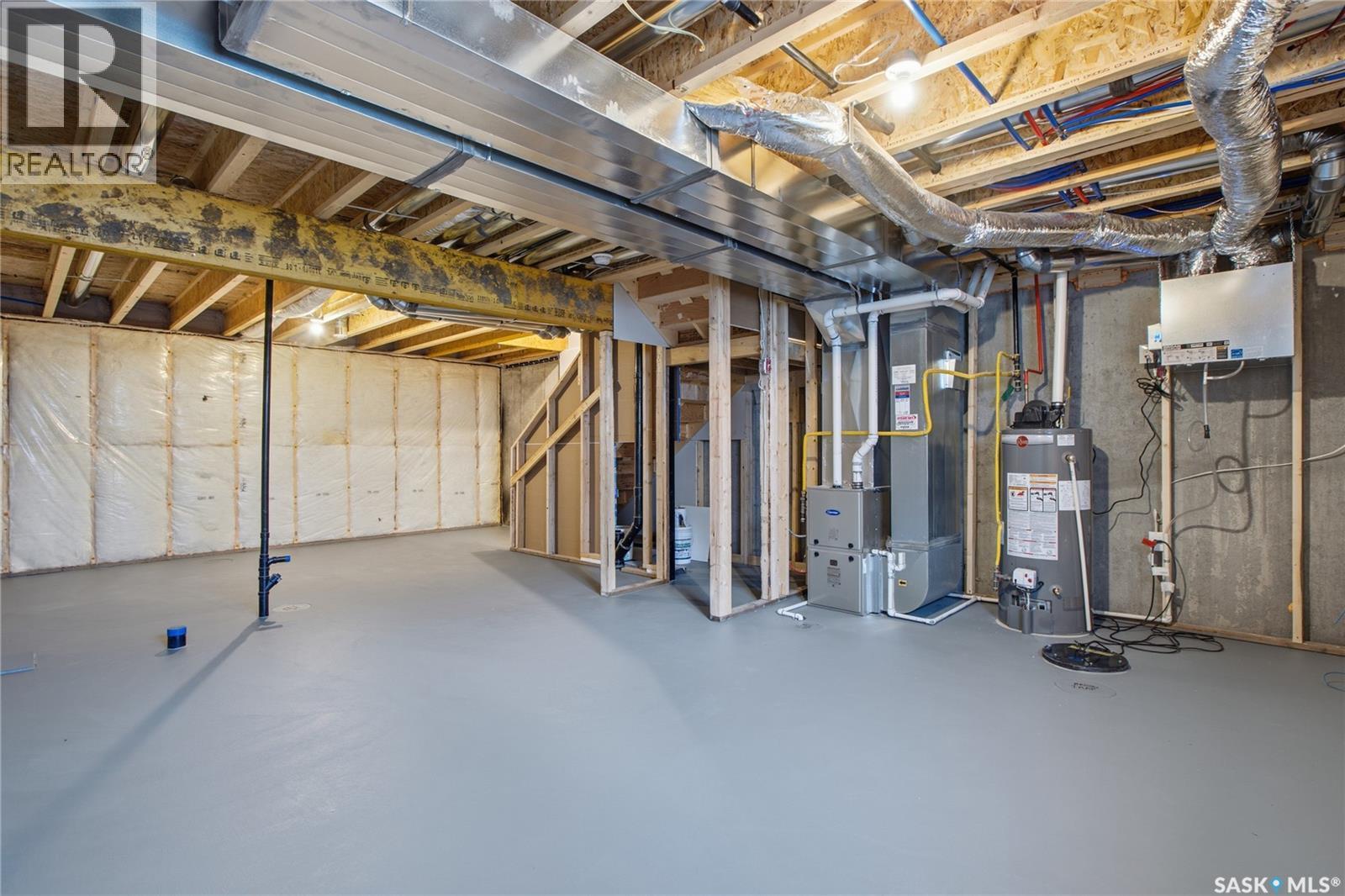 279 Mark Bend, Saskatoon, SK