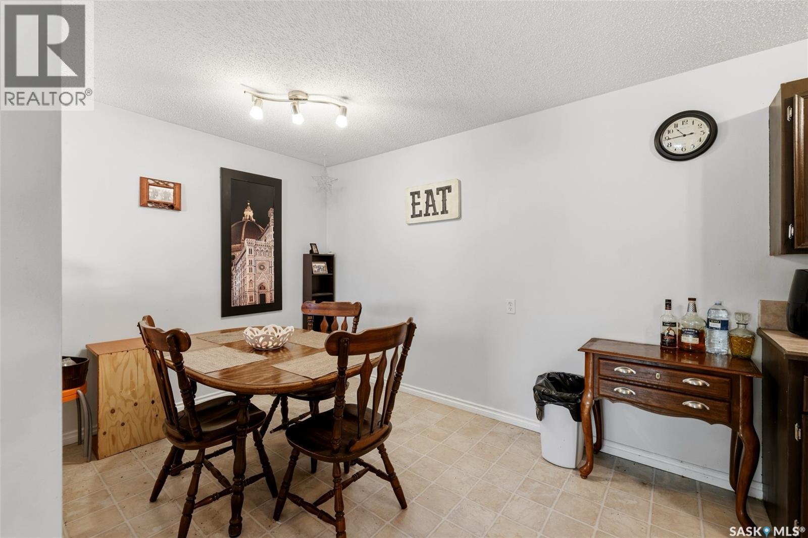 202 2511 Neff Road E, Regina, SK