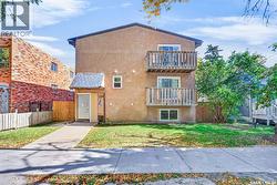 124 P AVENUE S  Saskatoon, SK S7M 2V9