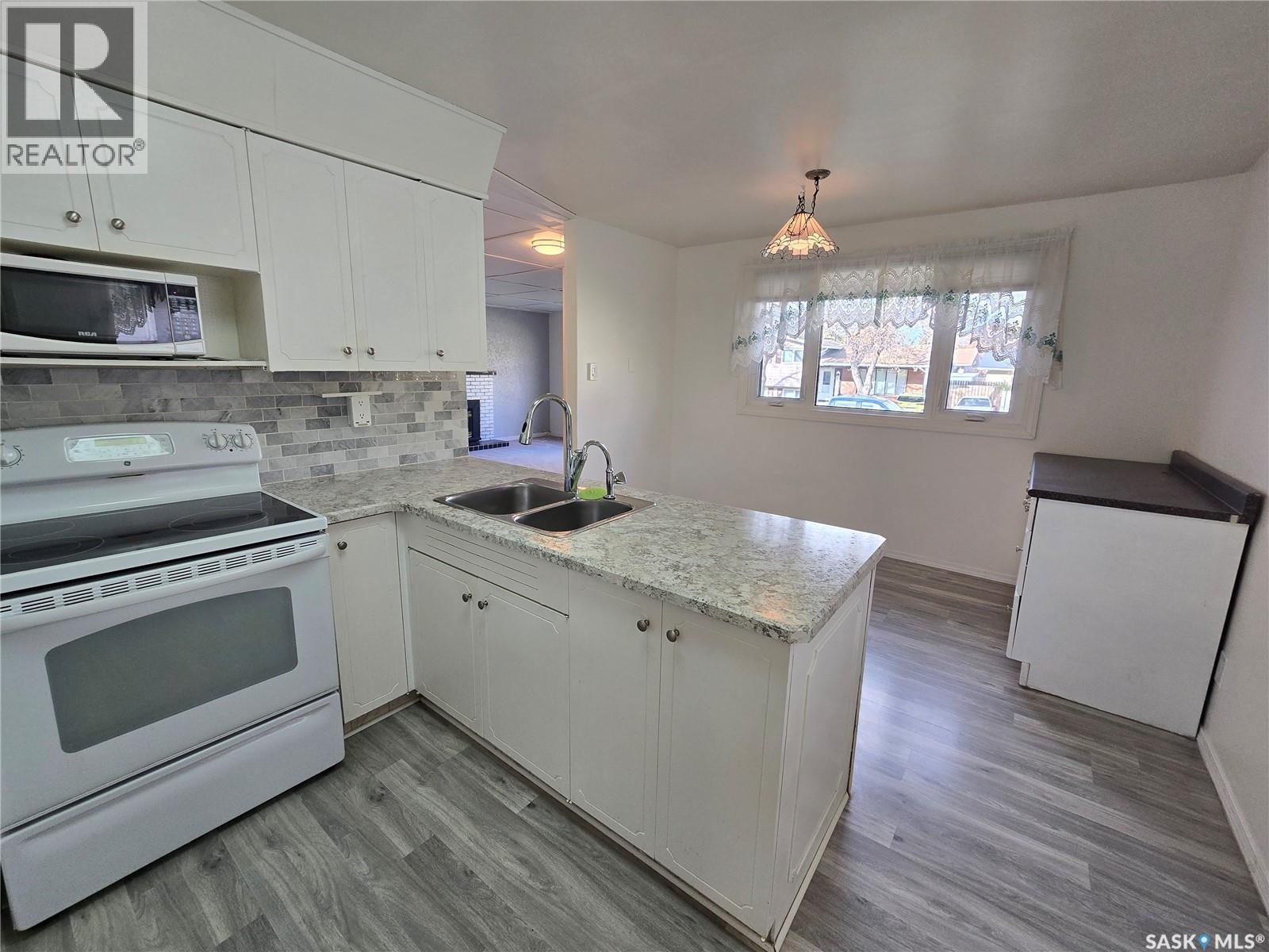 51 Sibbald Crescent, Regina, SK