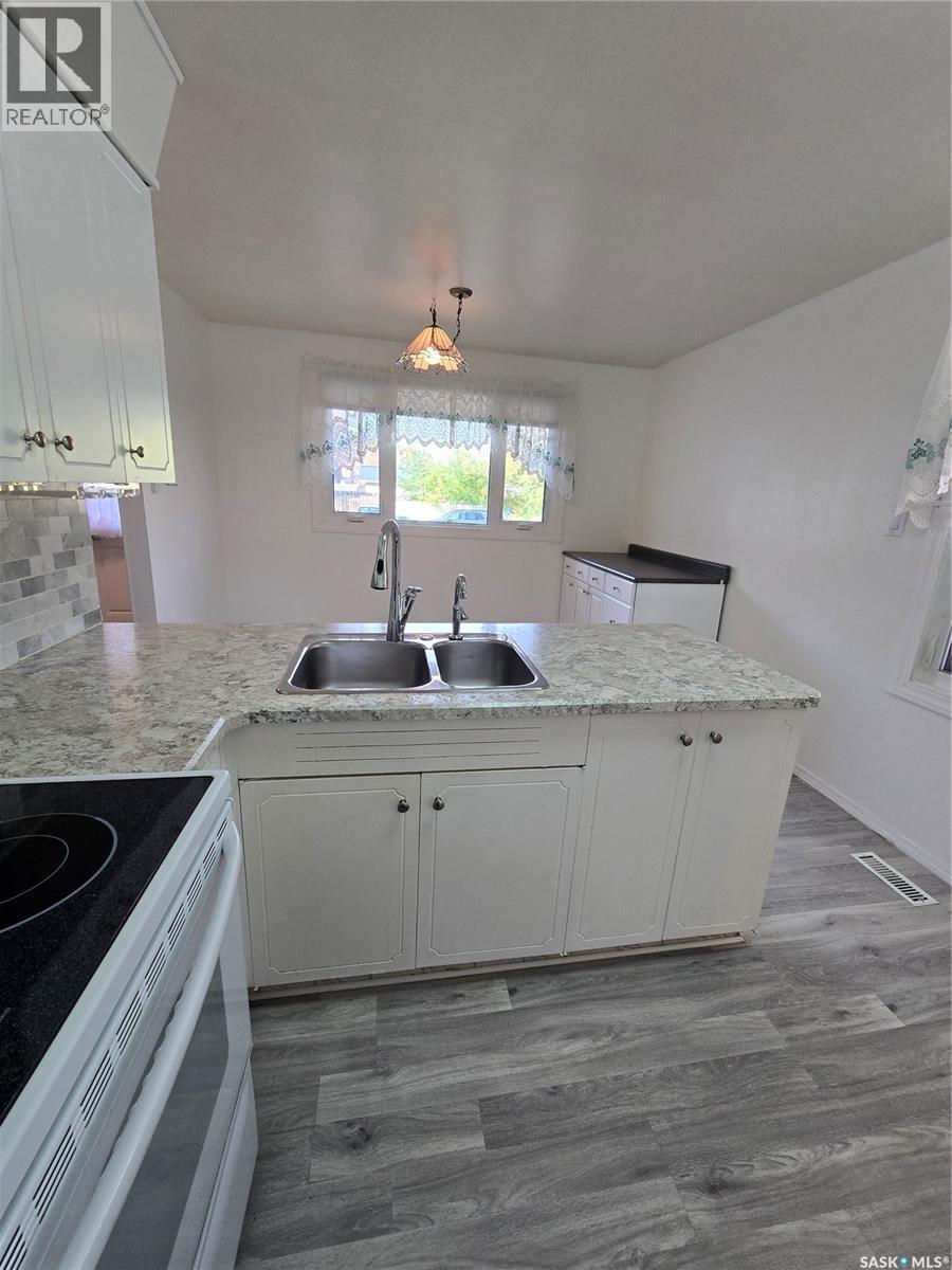 51 Sibbald Crescent, Regina, SK