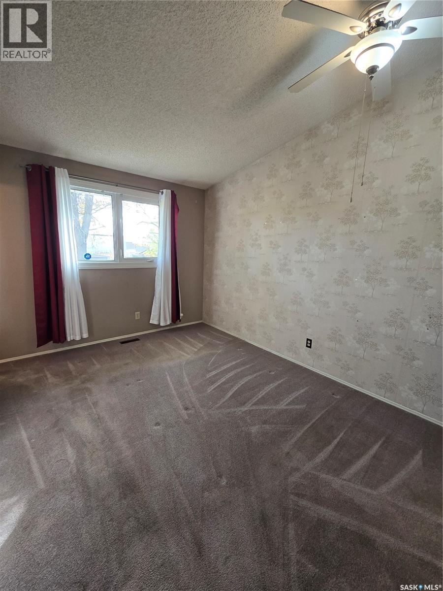 51 Sibbald Crescent, Regina, SK