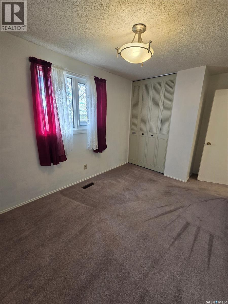 51 Sibbald Crescent, Regina, SK