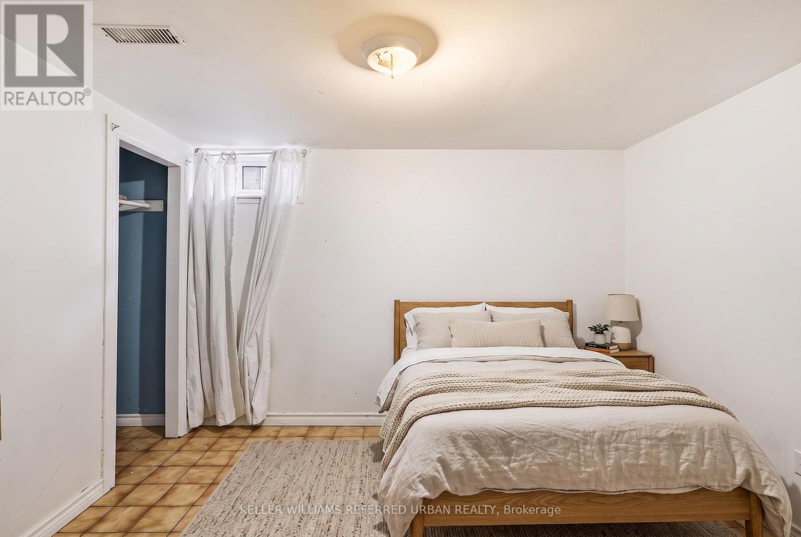 Photo Virtually staged - 128 Hadeland Avenue, Hamilton, ON