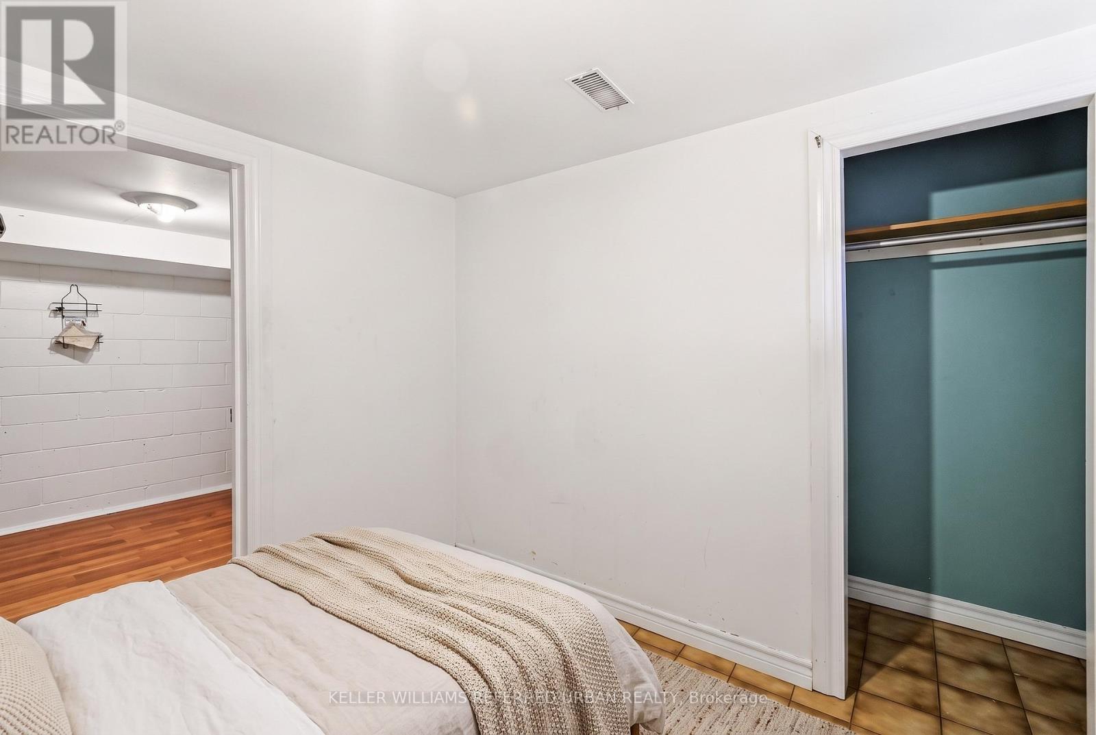 128 Hadeland Avenue, Hamilton, ON