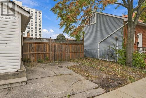 52 Cathcart Street, Hamilton, ON 