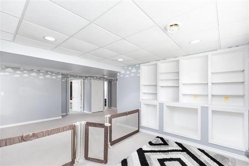 28 Blackwood Bay, Winnipeg, MB 