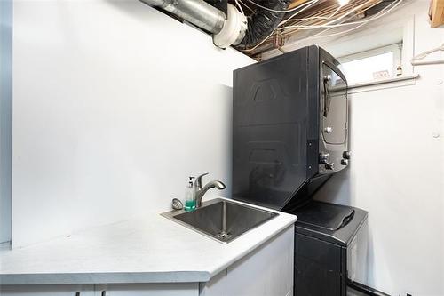 28 Blackwood Bay, Winnipeg, MB 