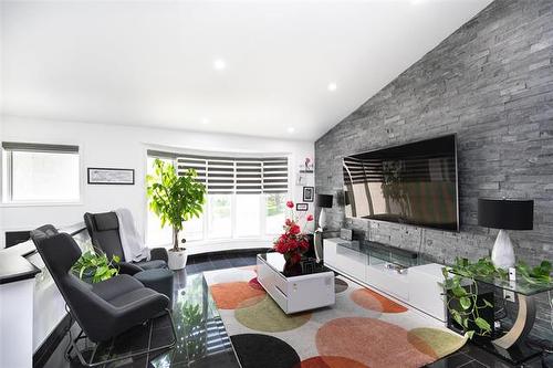 28 Blackwood Bay, Winnipeg, MB 
