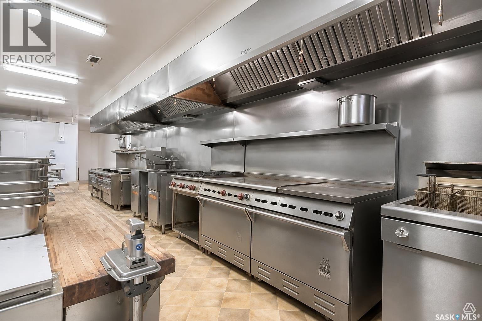 320 South Service Road E, Swift Current, SK