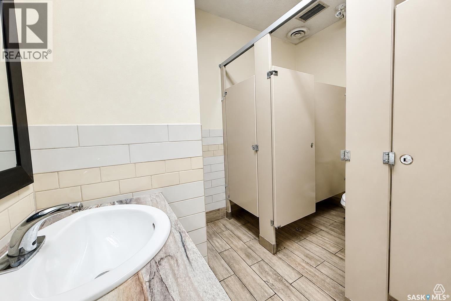 320 South Service Road E, Swift Current, SK