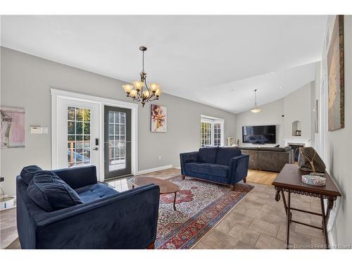 122 Summerhill Row, Fredericton, NB 