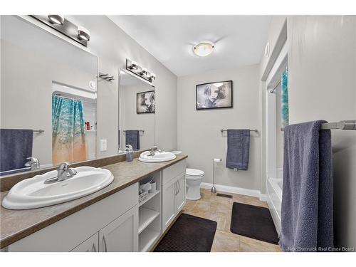 122 Summerhill Row, Fredericton, NB 