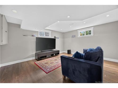 122 Summerhill Row, Fredericton, NB 