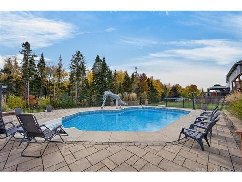 122 Summerhill Row, Fredericton, NB 