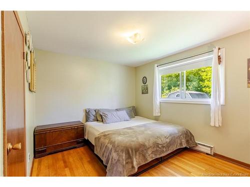 577 Maple St, Fredericton, NB 