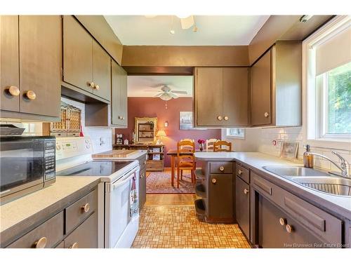 577 Maple St, Fredericton, NB 