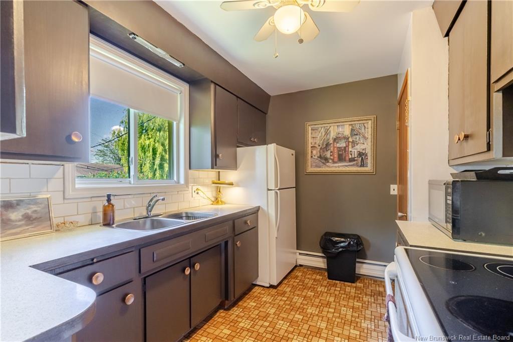 577 Maple St, Fredericton, NB