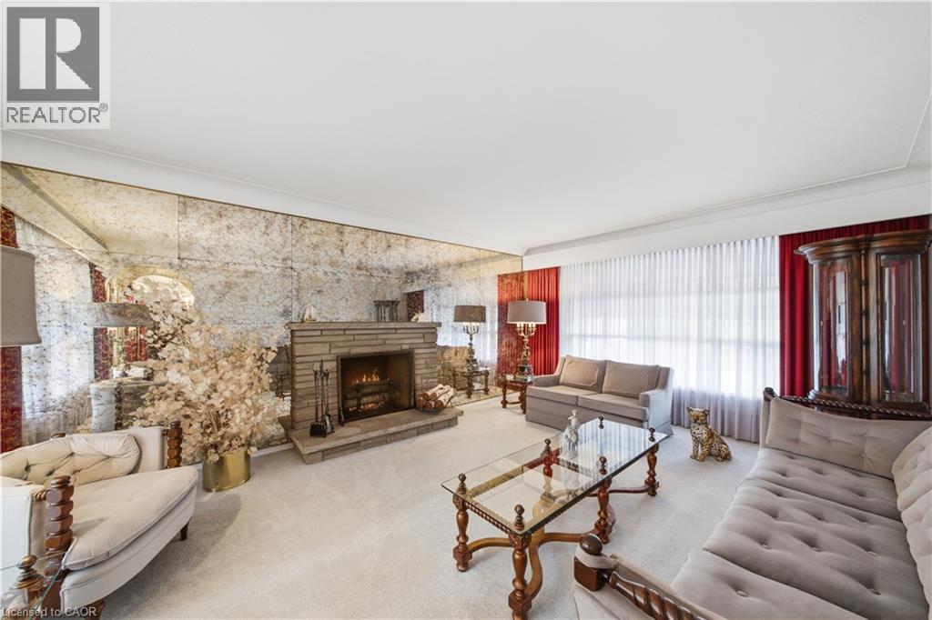 24 West 32Nd Street, Hamilton, ON