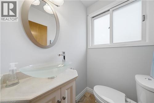 24 West 32Nd Street, Hamilton, ON 