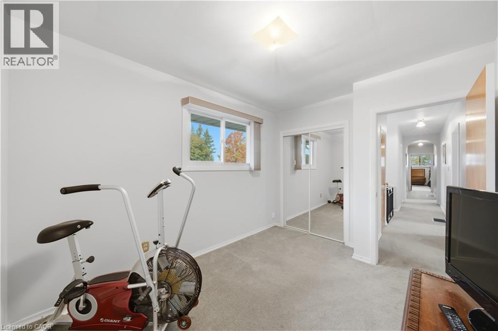 24 West 32Nd Street, Hamilton, ON