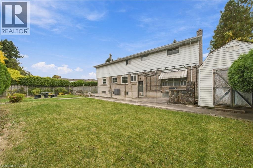 24 West 32Nd Street, Hamilton, ON