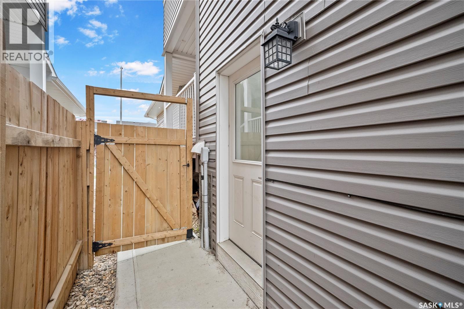3126 Mazurak Crescent, Regina, SK