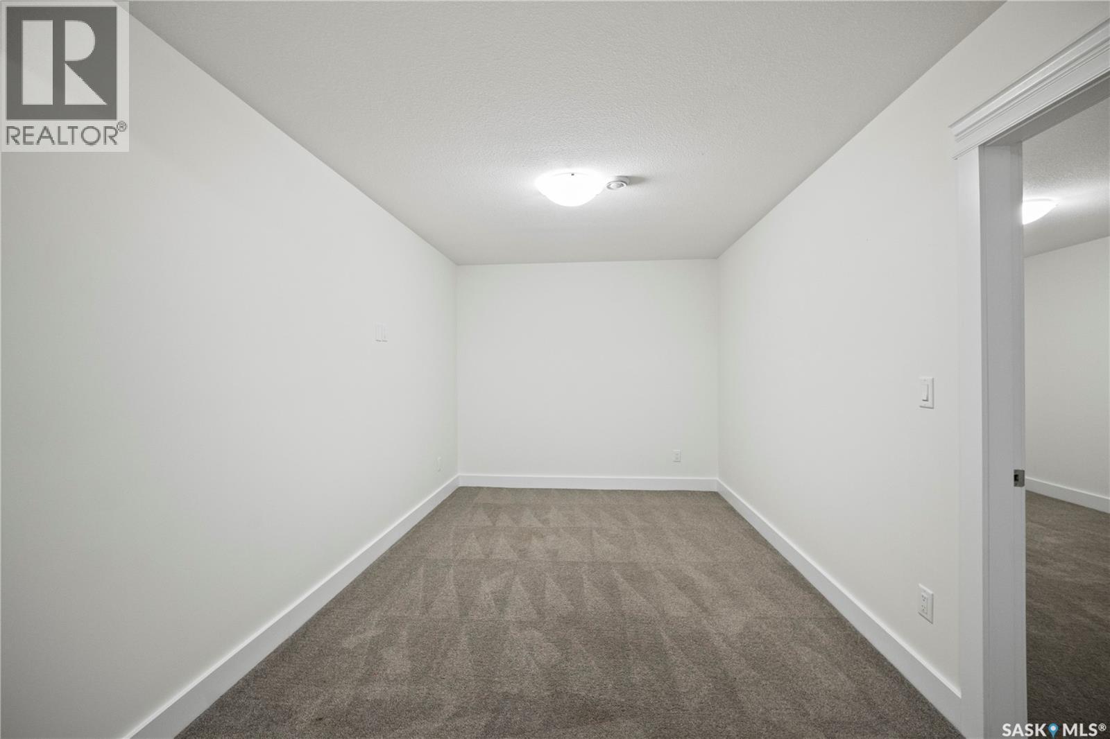 3126 Mazurak Crescent, Regina, SK