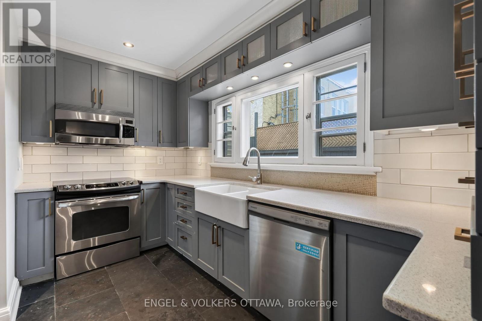 139 Renfrew Avenue, Ottawa, ON