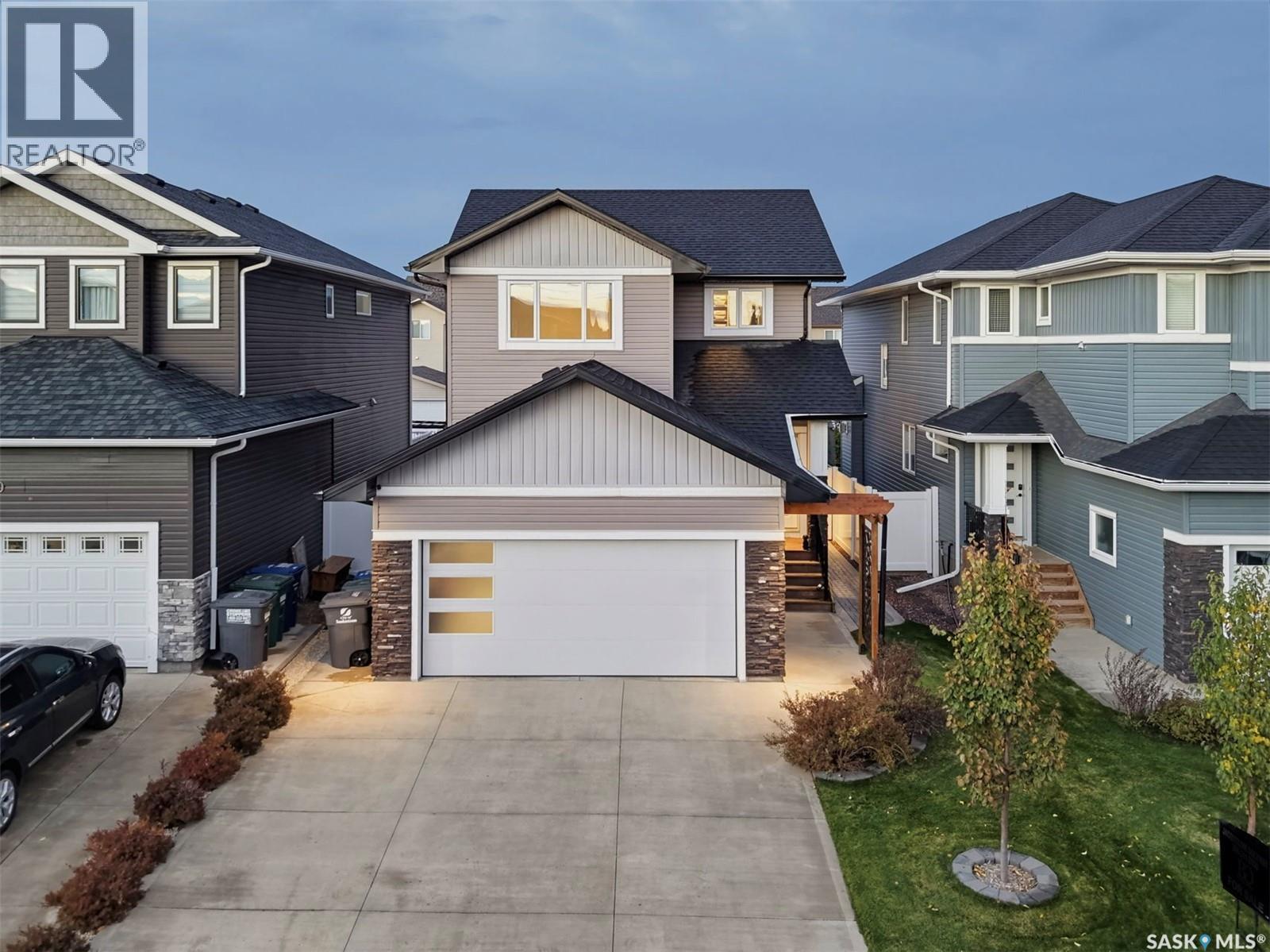 574 Mcfaull Crescent, Saskatoon, SK