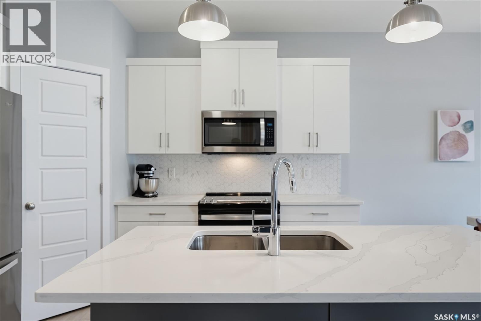574 Mcfaull Crescent, Saskatoon, SK