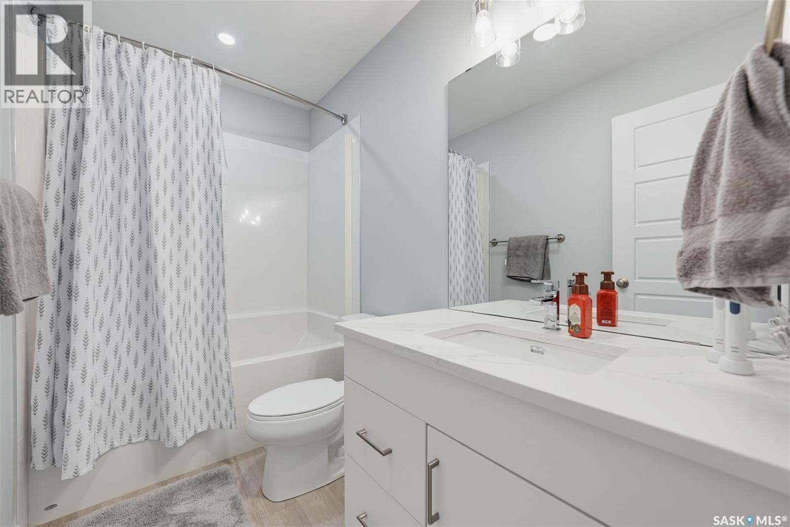 574 Mcfaull Crescent, Saskatoon, SK