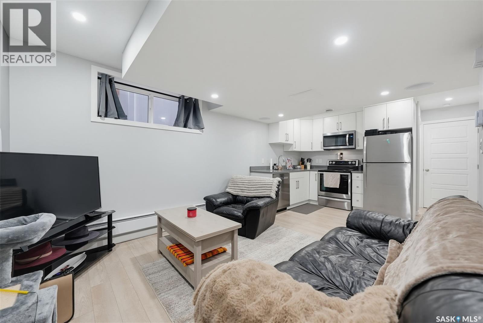 574 Mcfaull Crescent, Saskatoon, SK