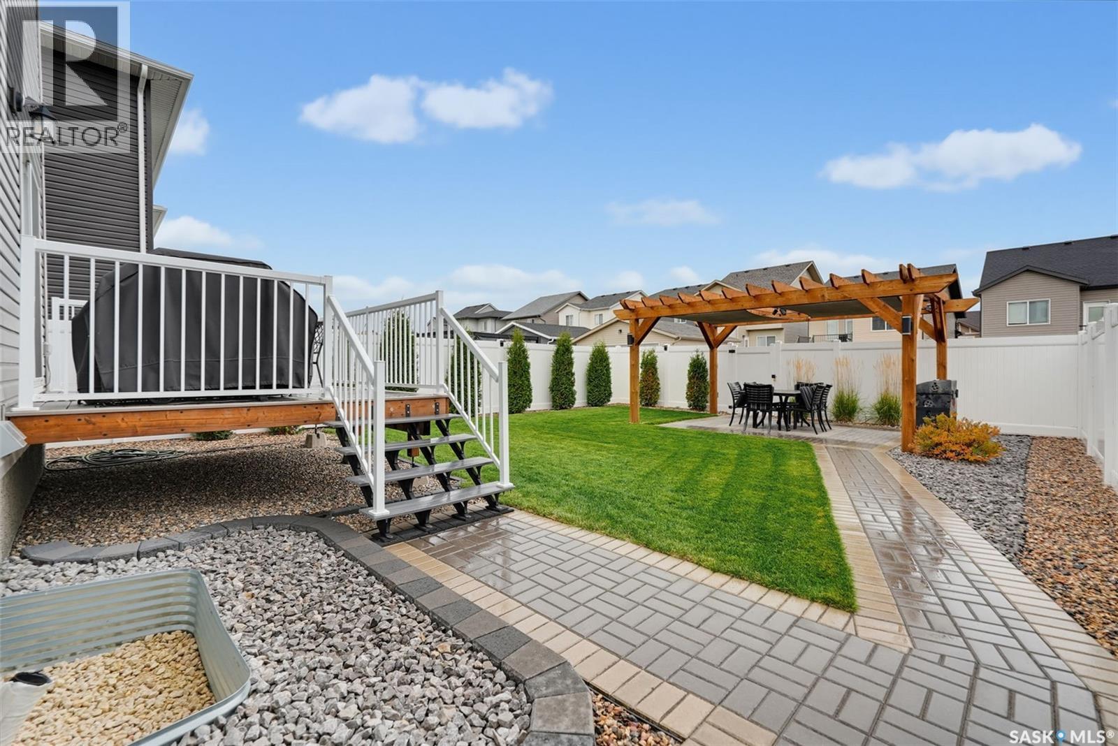 574 Mcfaull Crescent, Saskatoon, SK