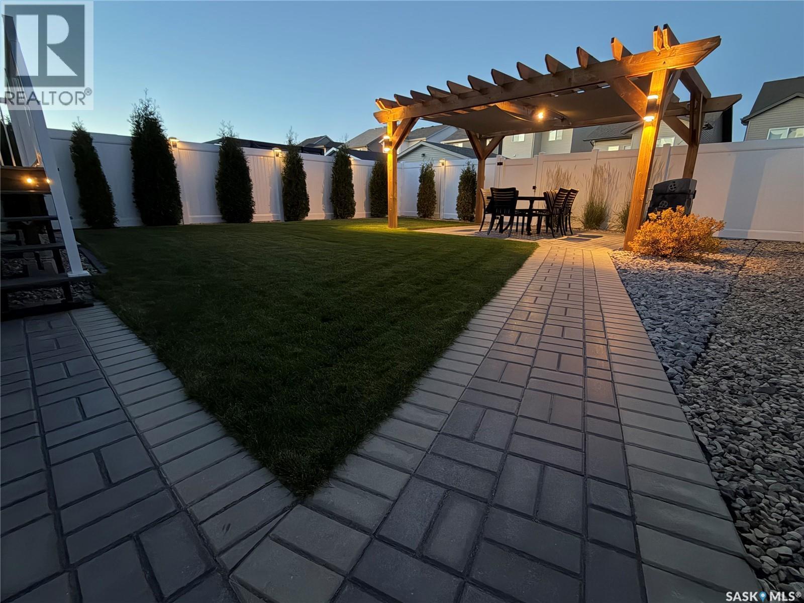 574 Mcfaull Crescent, Saskatoon, SK