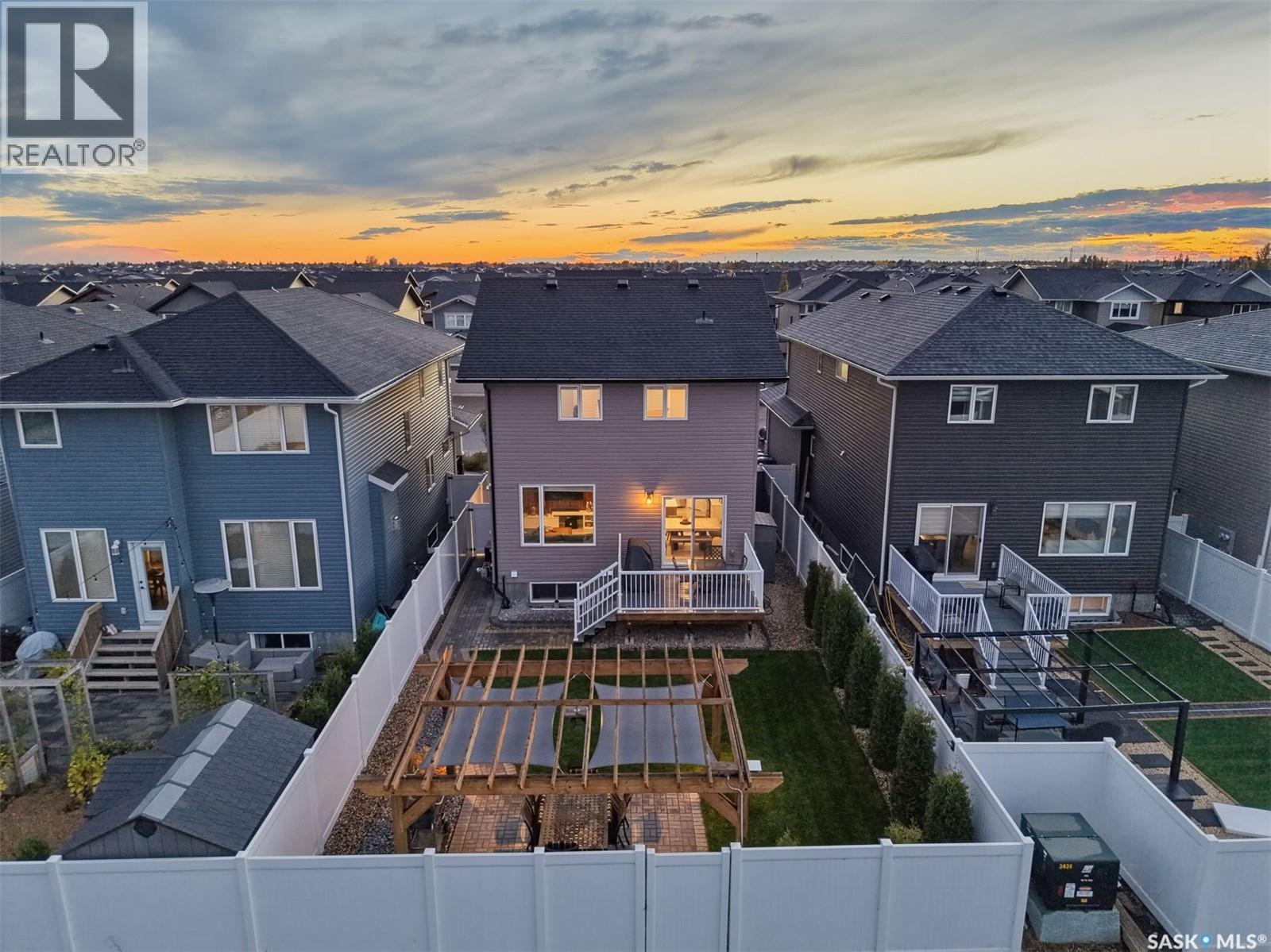 574 Mcfaull Crescent, Saskatoon, SK