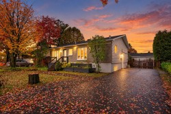 31 Rue des Pinsons Blainville, QC J7C 1Y2