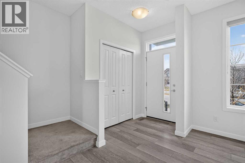 60 Walcrest Gate Se, Calgary, AB