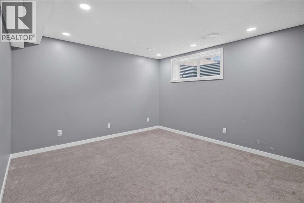 60 Walcrest Gate Se, Calgary, AB