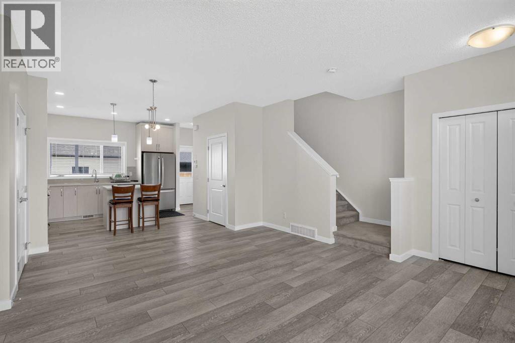 60 Walcrest Gate Se, Calgary, AB