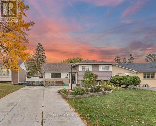 53 WINDERMERE COURT  Brampton, ON L6X 2L5