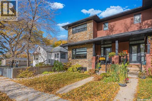 718 31St Street W, Saskatoon, SK 
