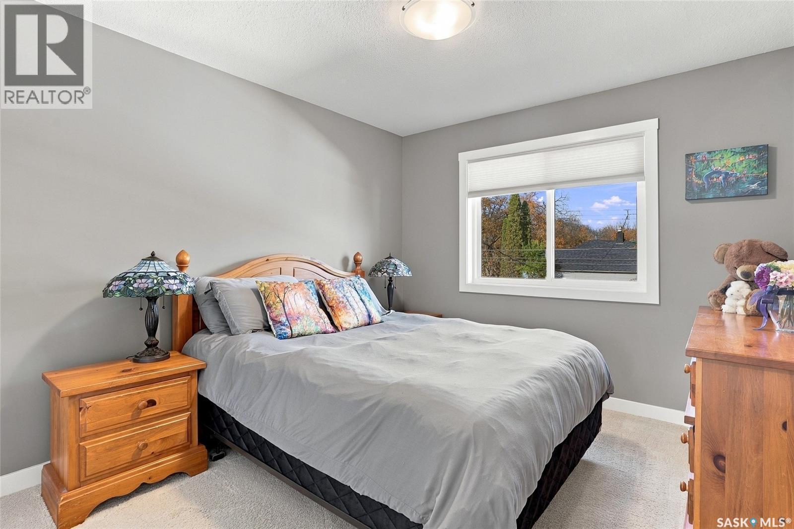 718 31St Street W, Saskatoon, SK