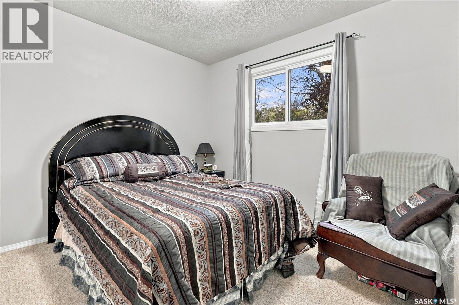 98 Magee Crescent, Regina, SK
