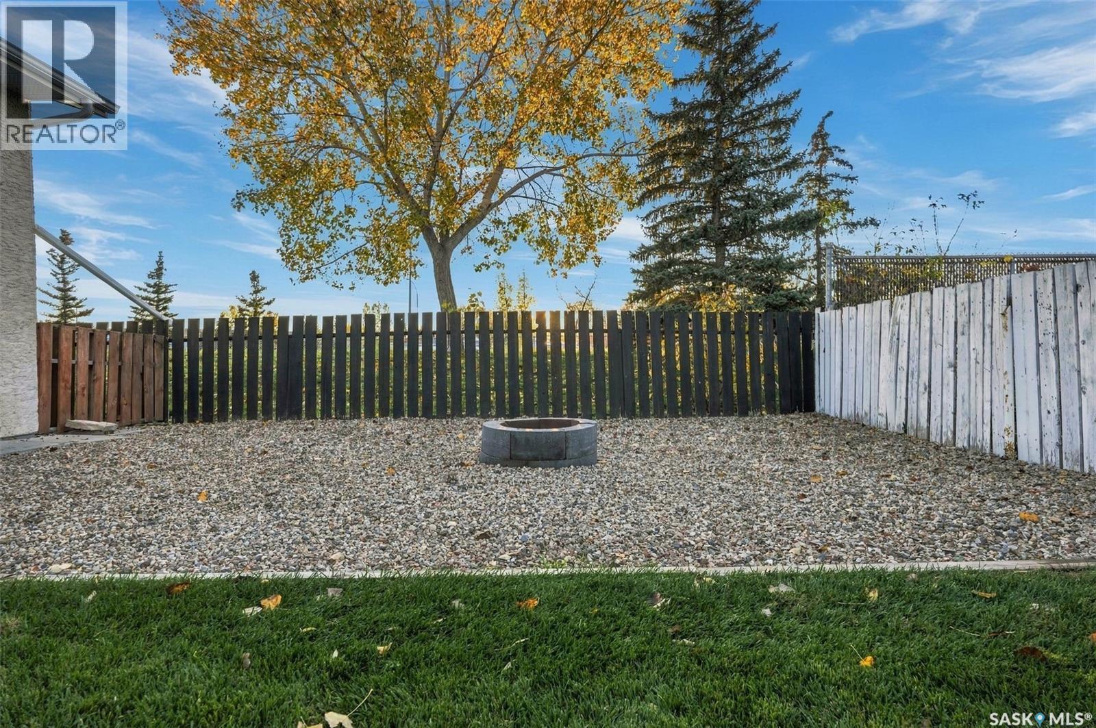 98 Magee Crescent, Regina, SK