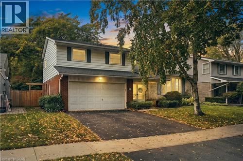 688 CHERRYWOOD Drive  Burlington, ON L7T 3X1